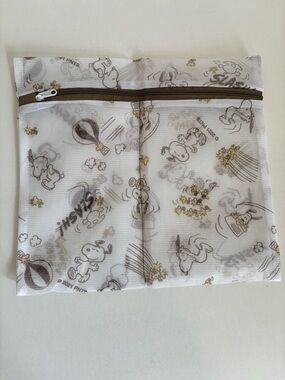 CanDo x Peanuts Two Pockets Laundry Net Bag